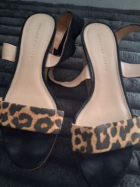 Veronica Beard Leopard Print Ankle Strap Sandals - Black/Tan